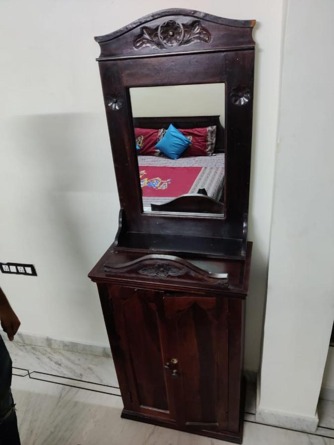 Whereabout Hostel Udaipur Buitenkant foto